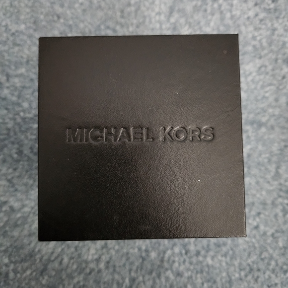 NWT Michael Kors Rose Gold Chain Twist Watch - Picture 5 of 6